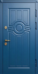 Входная дверь с отделкой из фрезерованных синих плит МДФ RAL