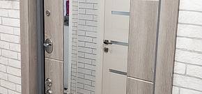 Фото дверей с зеркалом